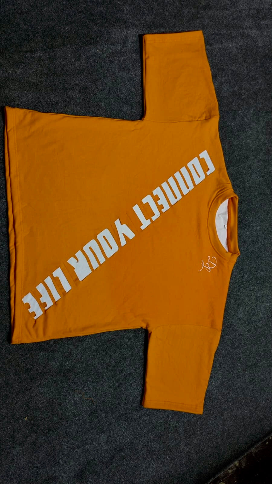ORANGE TEE
